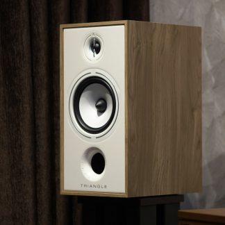 Walnut Bookshelf Speaker